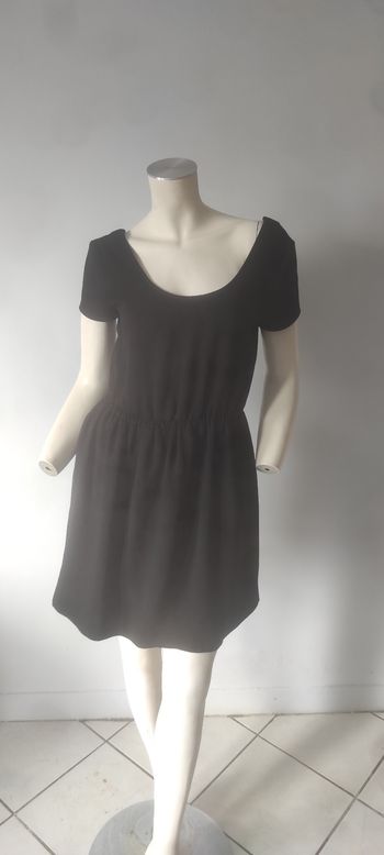 Robe IKKS taille 38 