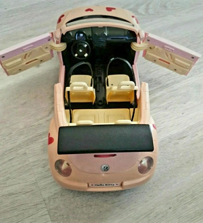 Steffi et sa voiture - photo numéro 3