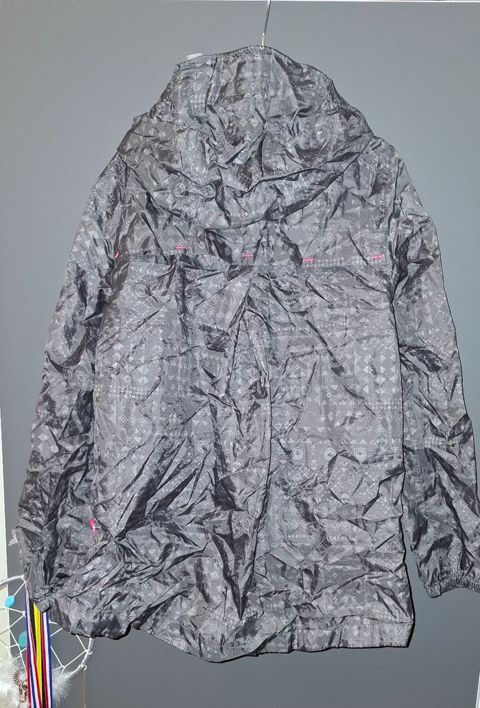 Coupe-vent fille 8/9ans - photo numéro 2