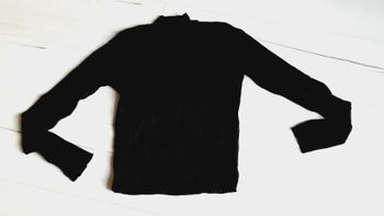 Vêtement fille tee-shirt manches longues noir Gémo 14 ans