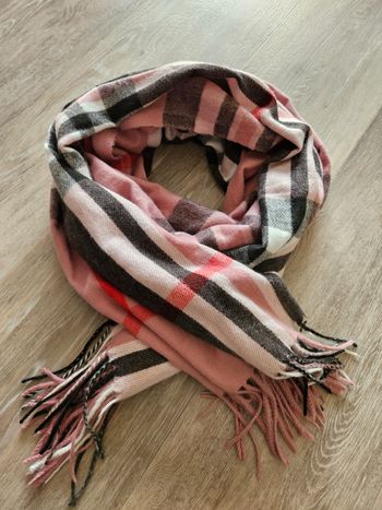 Grande écharpe Gérard Pasquier en parfait état