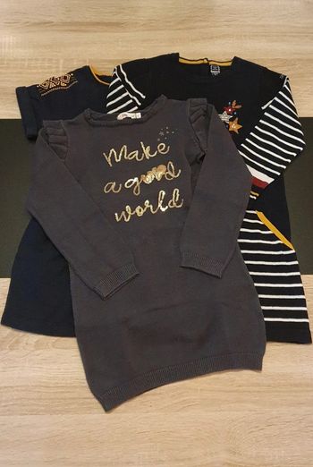 Lot de 3 robes 4 ans