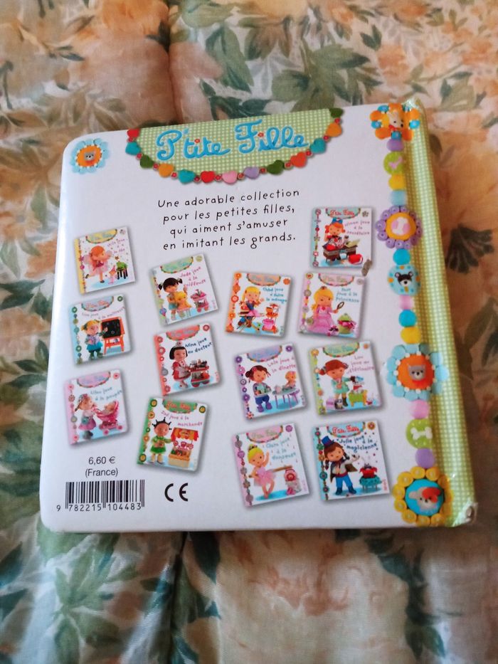 P'tite fille, Lou joue au vétérinaire - photo numéro 2