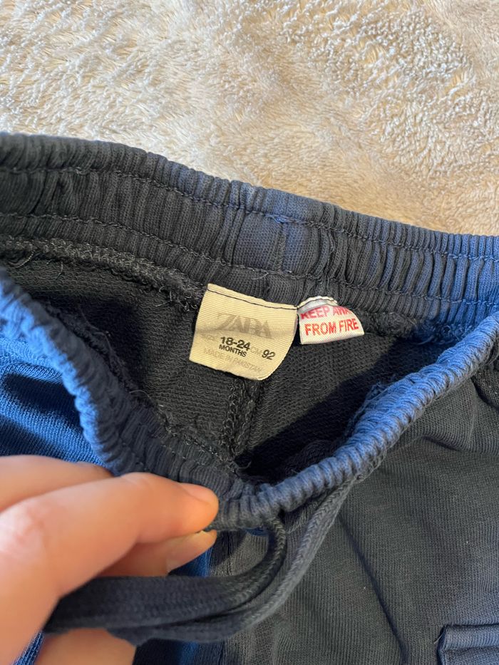 Lot de 2 shorts Zara T.18-24 mois - photo numéro 3