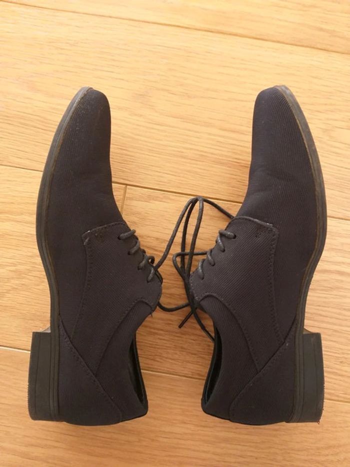 Chaussures pointure 36 - photo numéro 2