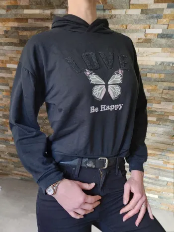Sweat noir motif papillon 🦋 love be happy