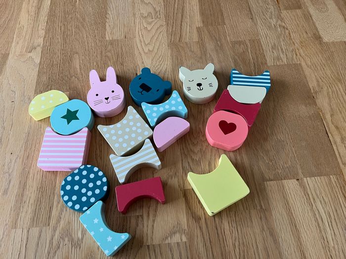 Jeu en bois : pièces à empiler - photo numéro 2