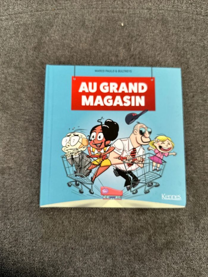 Livre au grand magasin