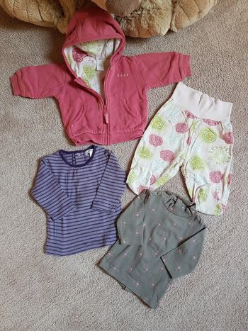 Lot bébé fille 54 et 56 cm