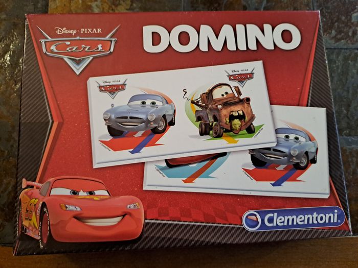 Dominos Cars