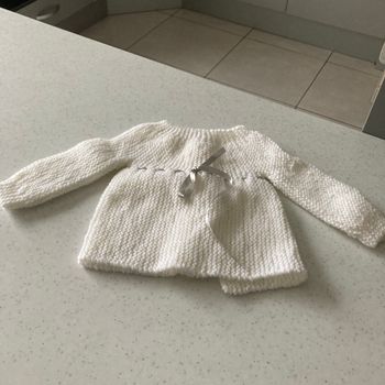 Brassière tricotée main