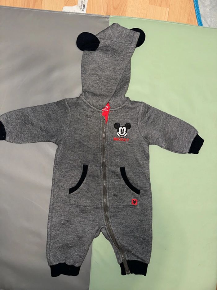 Combinaison Mickey
