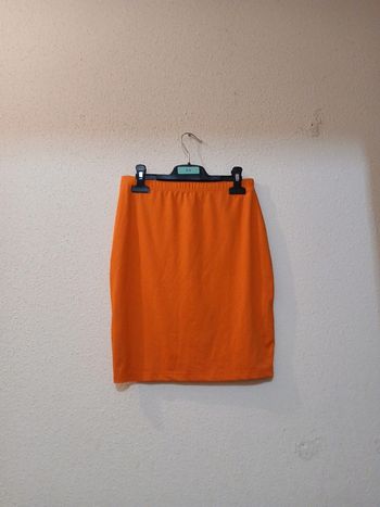 Jupe courte /élastique orange " shein" taille s
