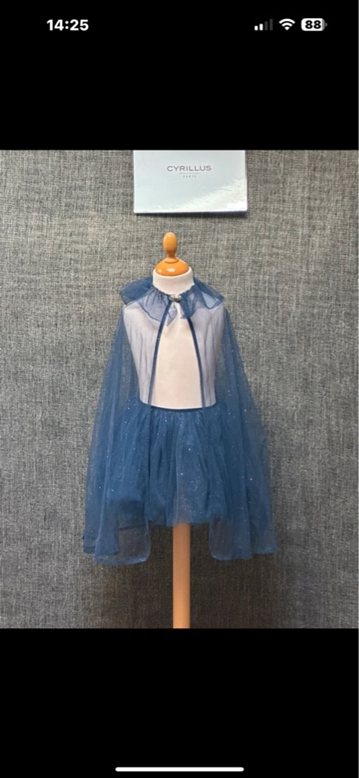 Noël: Magnifique ensemble fête Cyrillus  6 ans - photo numéro 2