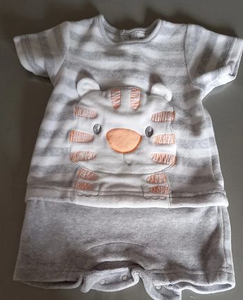 Pyjashort epais