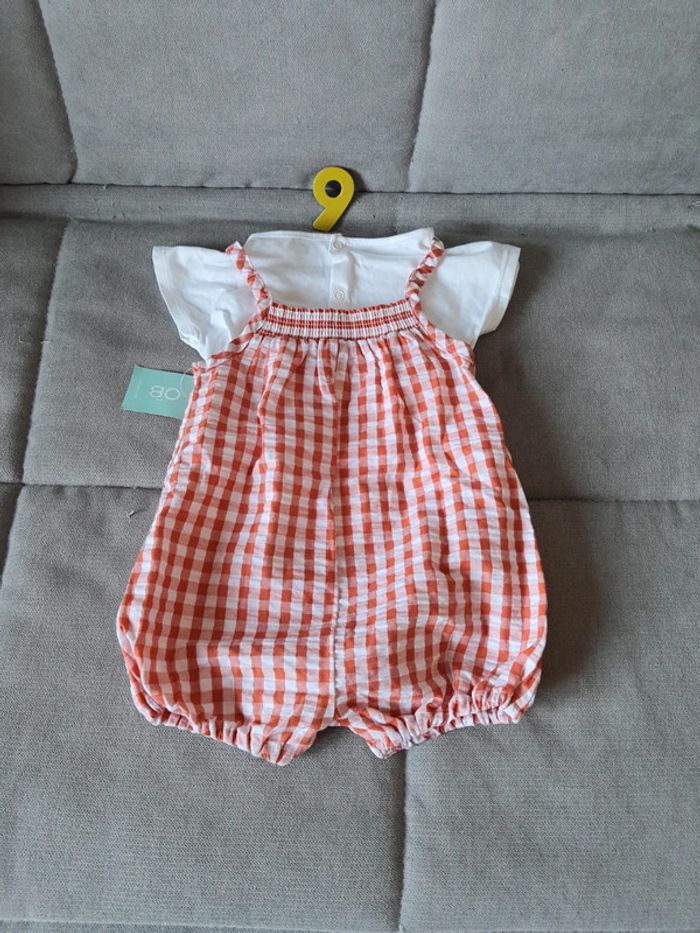 Ensemble Obaïbi taille 9 mois tee-shirt et salopette neuf avec étiquettes - photo numéro 3