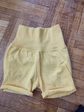 Short Winnie l'ourson taille 2 mois