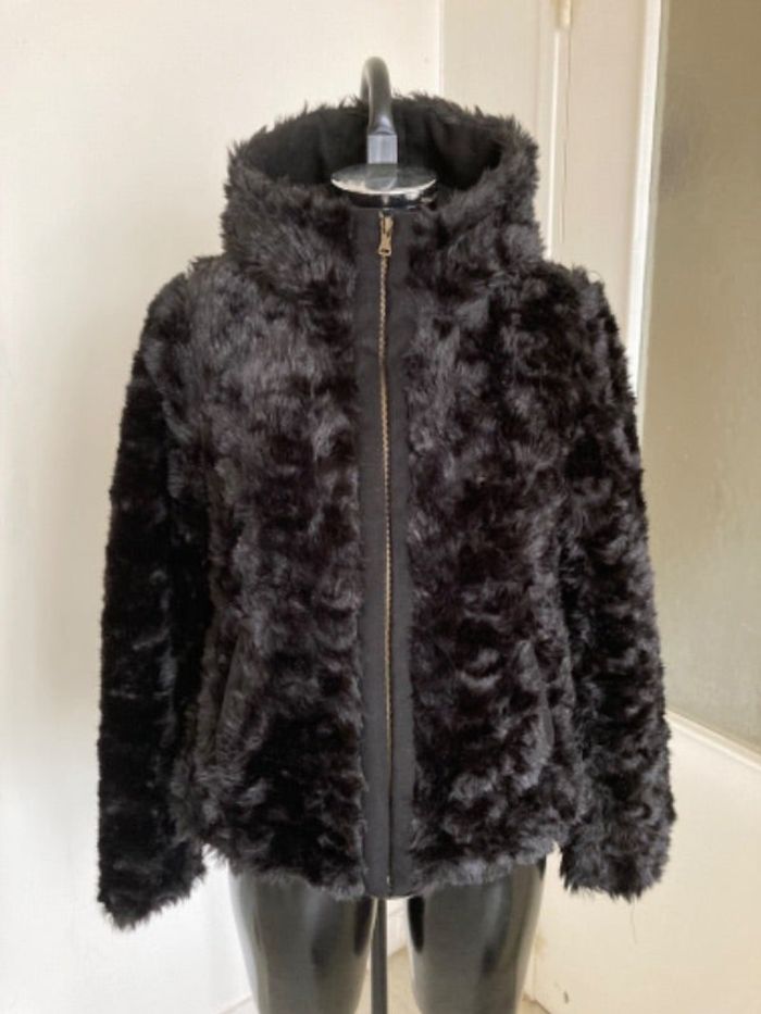 Manteau blouson en pilou pilou Zara taille 40/L