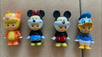 Lot figurines Disney