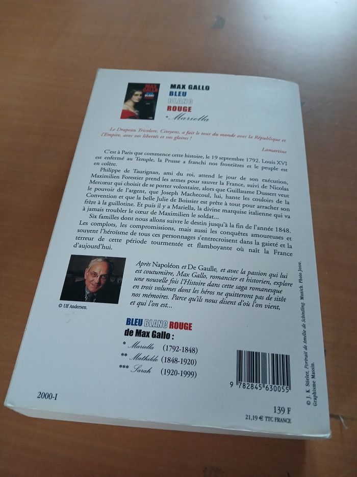 LIVRE BLEU BLANC ROUGE DE MAX GALLO - photo numéro 2