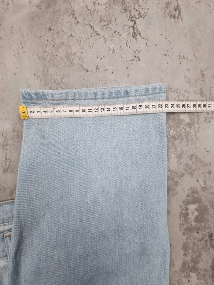 Jean Wrangler bleu clair – Taille 38x29 US / 48 FR Homme (mesures en photos) - photo numéro 6