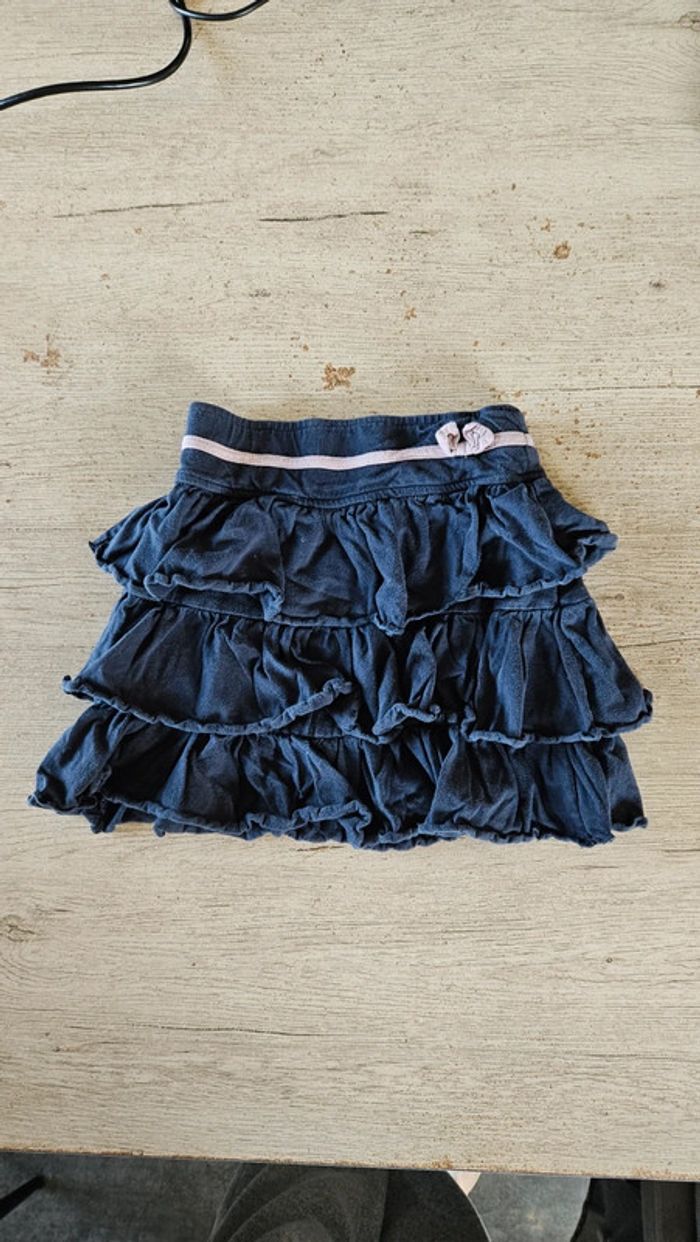 Jupe courte à volants, bleu foncé avec bord mauve, Vertbaudet, 6 ans, nickel
