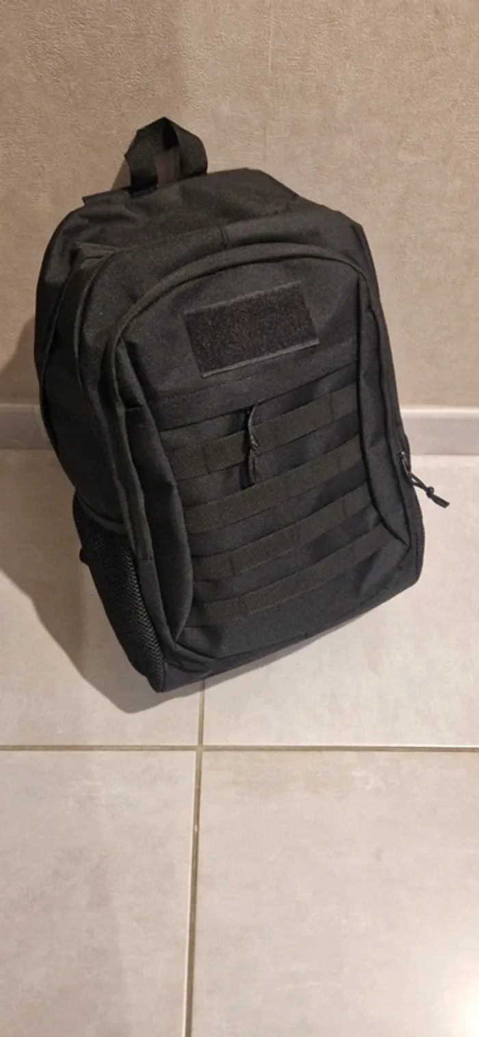 Sac à dos multipoches tactique 20l noir - photo numéro 2