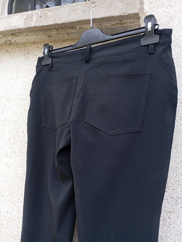 Pantalon noir - photo numéro 3