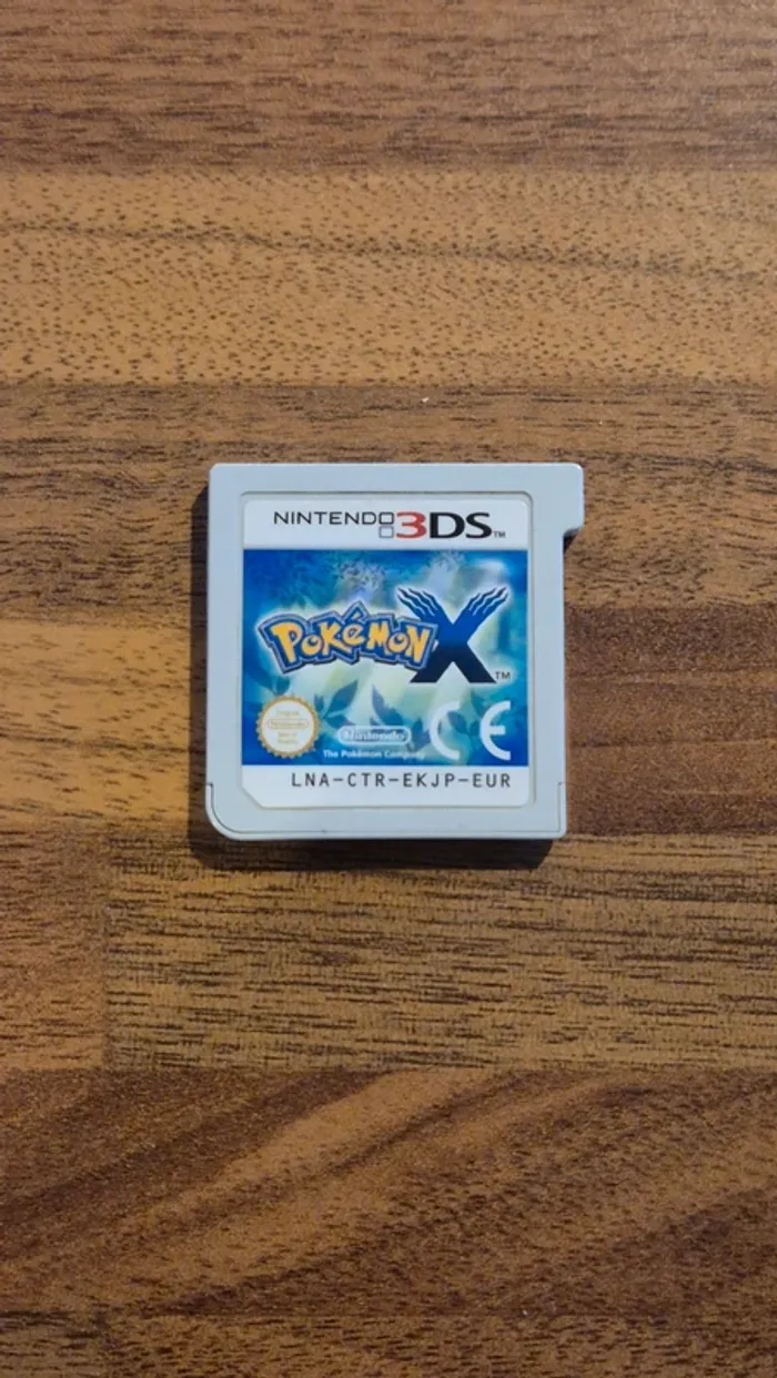 Jeu de Nintendo 3DS en loose " Pokémon X "
