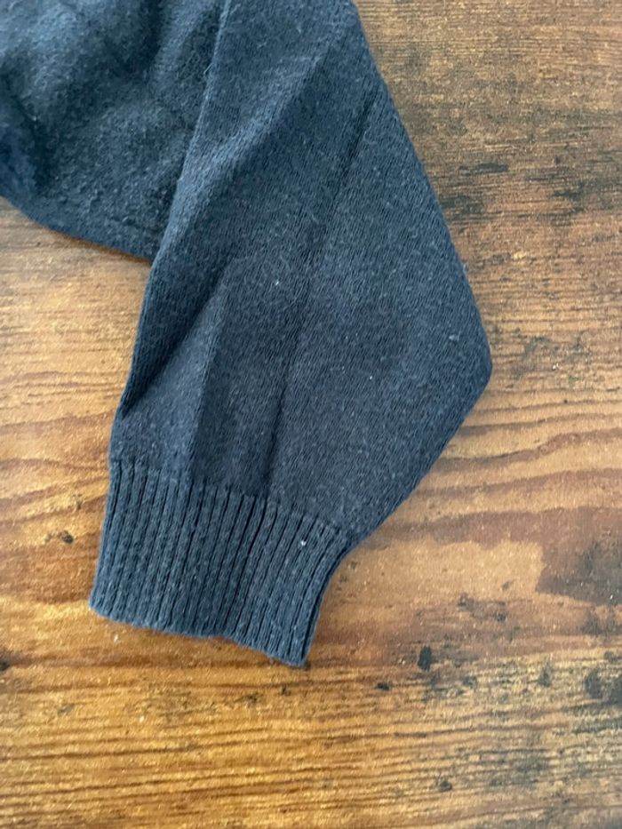 Pull bleu nuit col V - photo numéro 3