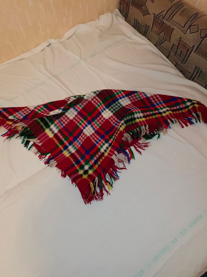 Carré femme en laine, vintage URSS - photo numéro 6