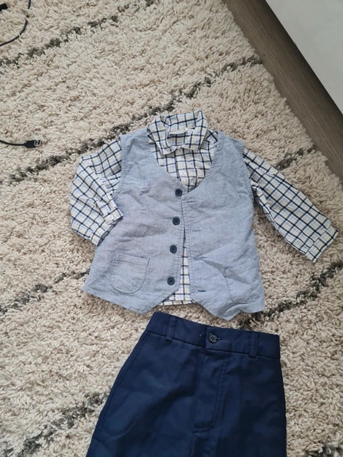 Ensemble cérémonie fête 12 mois excellent etat - photo numéro 3