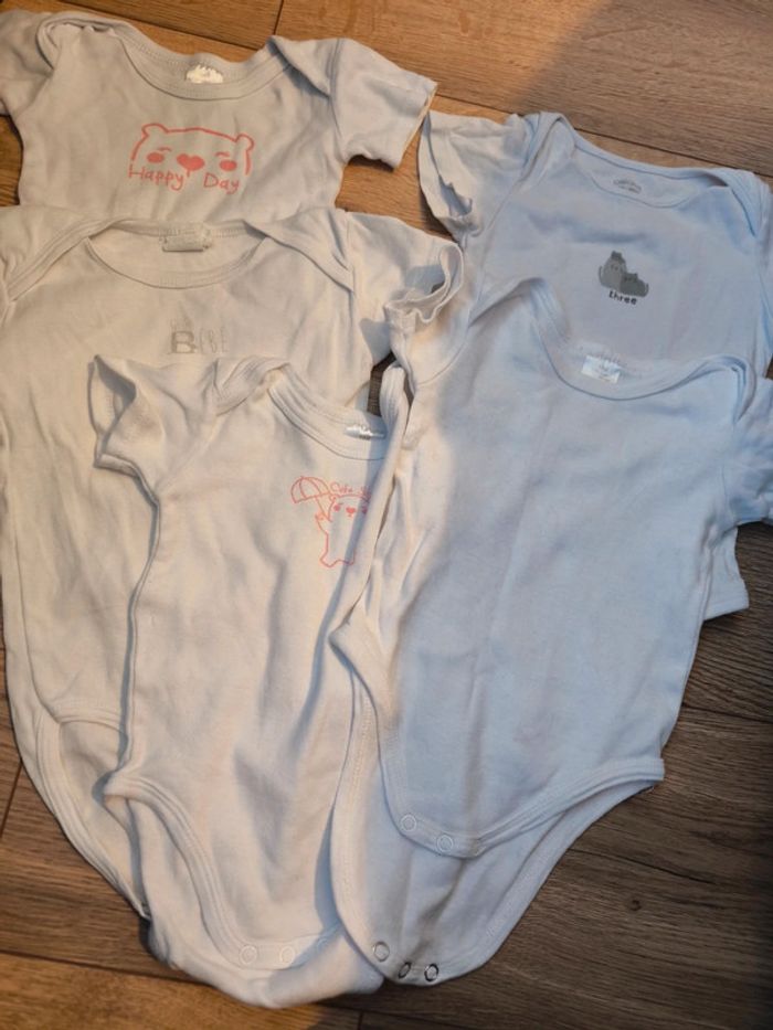 Bodies - photo numéro 3