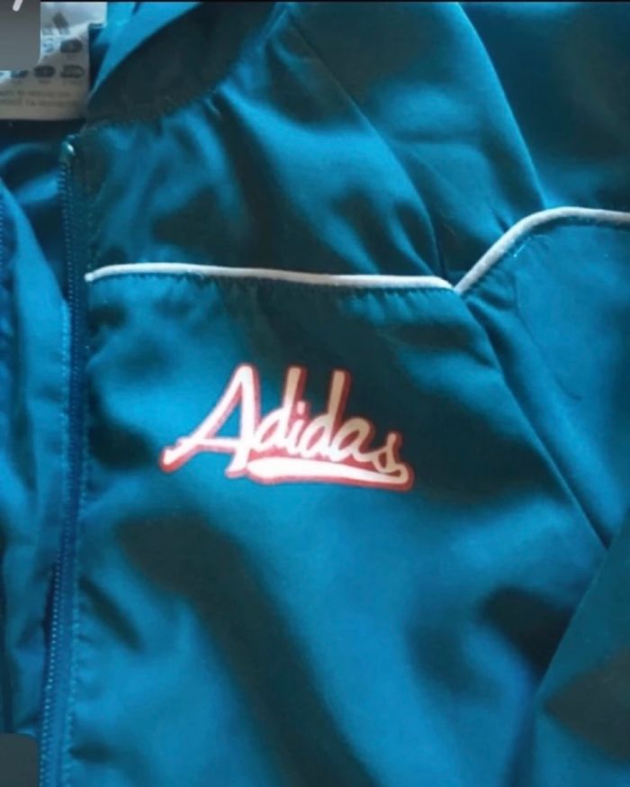 Veste survêtement garçon Bon état taille 2 ans couleur bleu - photo numéro 3