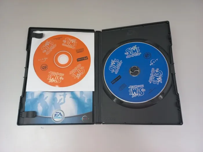 Cd-rom pc Les Sims superstar - photo numéro 3
