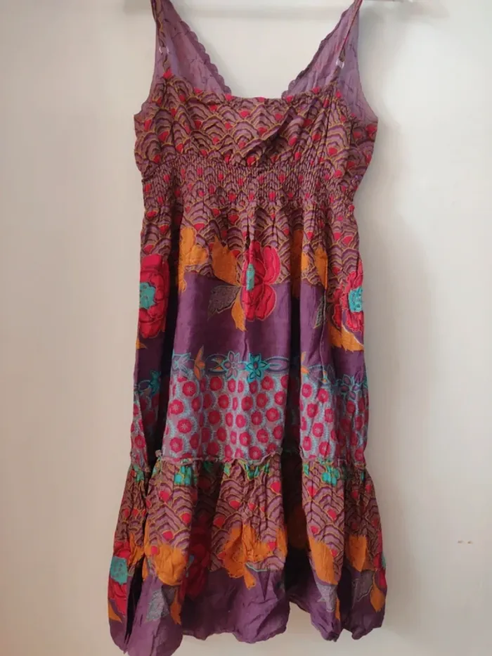 Robe d'été avec sequins - photo numéro 3