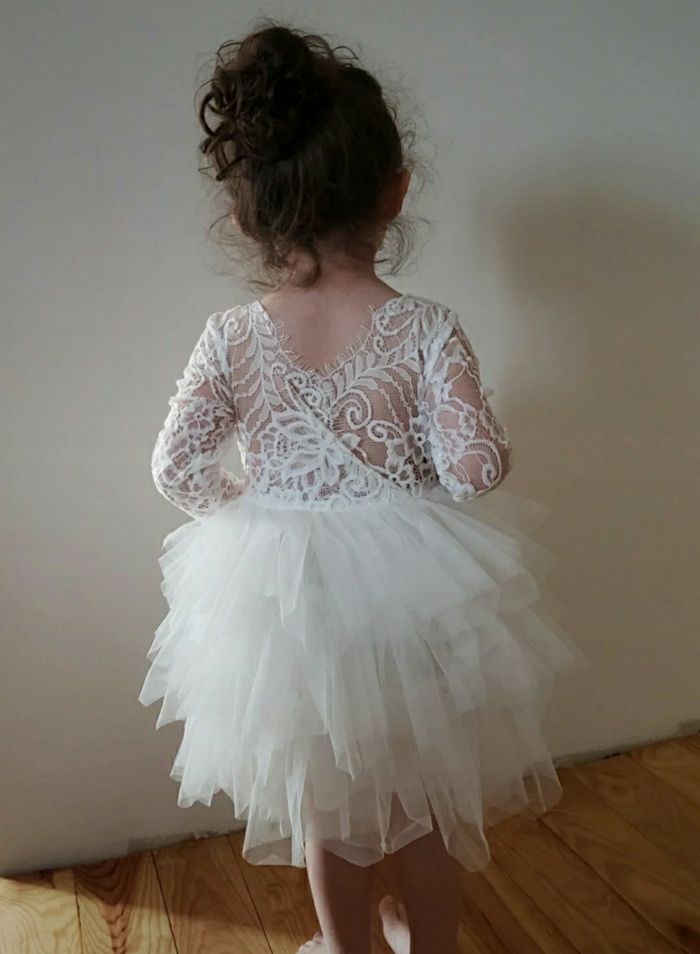 Robe Baptême/mariage - photo numéro 3