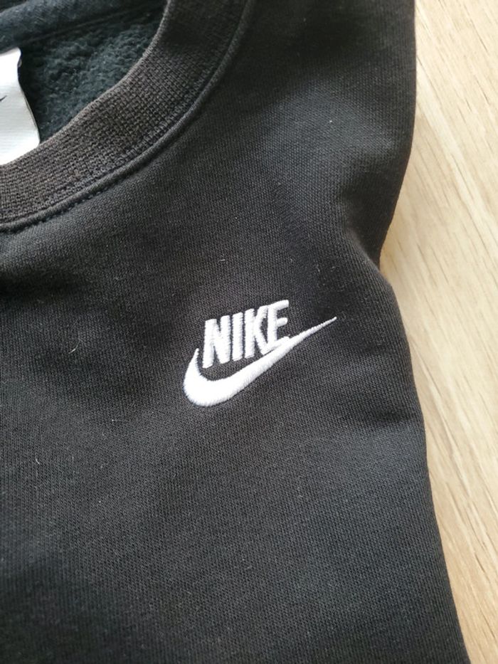 Sweat Nike noir - photo numéro 2