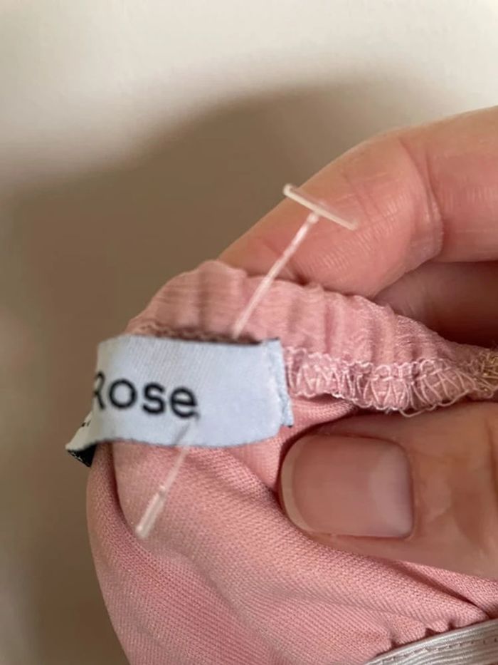Magnifique débardeur rose et doré dos croisé - photo numéro 9