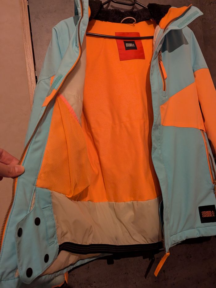 Manteau de ski fille taille 14 ans O'Neill - photo numéro 2