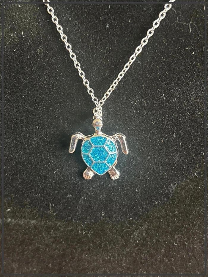 Collier pendentif tortue - photo numéro 2