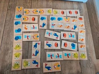 Jeu de 28 dominos en bois