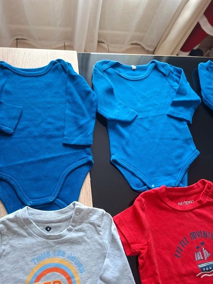 Lot de vêtements 12 mois - photo numéro 2