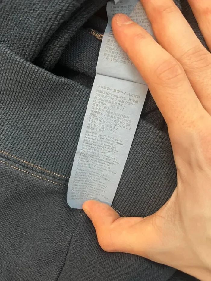 sweat CP company bleu marine avec rond à la manche et QR code taille M 612 - photo numéro 5