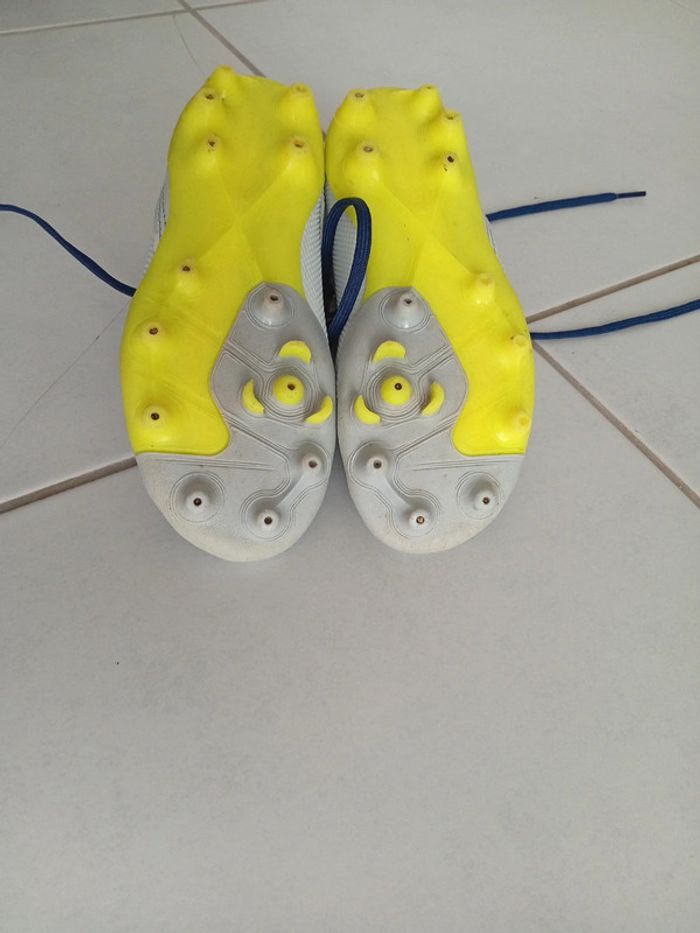 Chaussure de foot Kipsta taille 29 - photo numéro 7