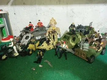 Lot soldats chap Mei et lanard