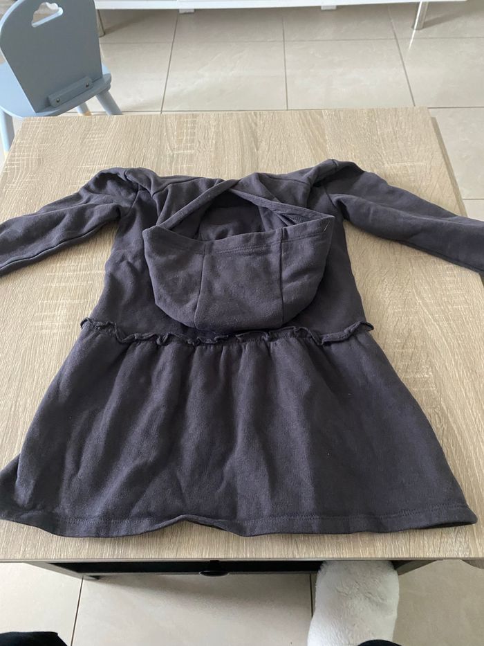 Robe - photo numéro 2