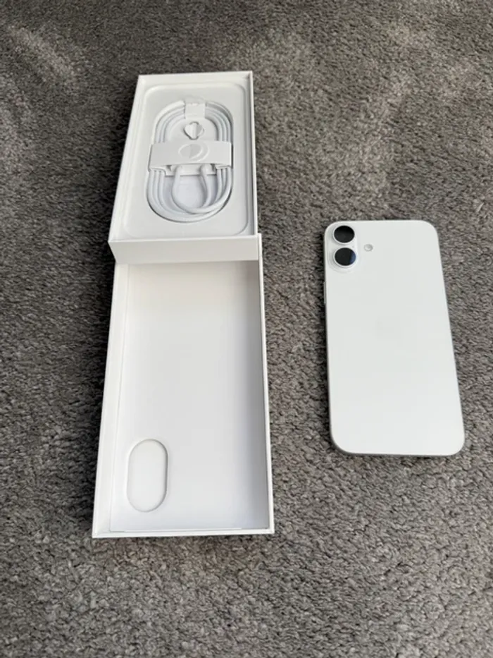 iPhone 16 plus 256 GB - photo numéro 5