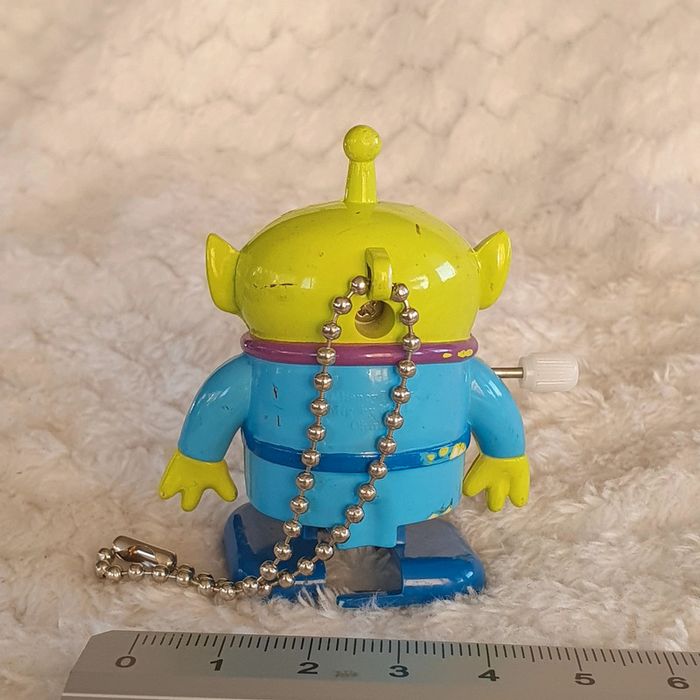 Figurine jouet porte clé alien little green men disney pixar - photo numéro 3