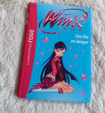 👻livre winx une fee en danger👻